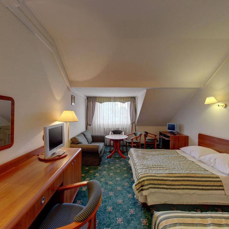Hotel Twins II Warschau Zimmer foto